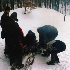 Zimná výprava a Skautské hry v knižnici (február 2003)