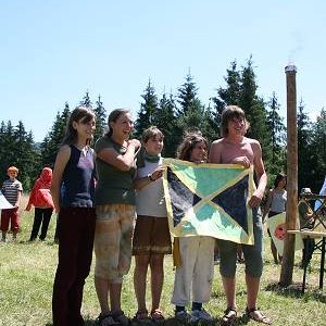17.7.2006  12:40 / Defilé súťažiacich družstiev - Mimajka