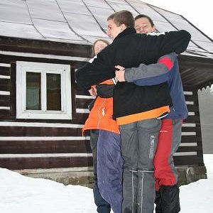 9.3.2007  16:24 / Prešli tiež do cieľa na prvý pokus
