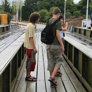 2.9.2007  17:05, autor: Teoretik / Padací most na vstupe do prieplavu