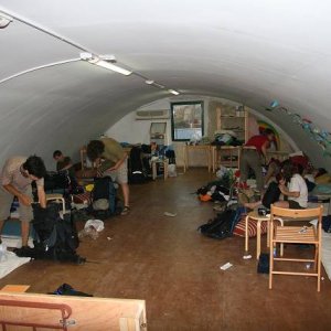 4.9.2007  6:15, autor: Teoretik / Klubovňa, v ktorej sme boli ubytovaní v Aténach