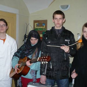 1.2.2008  15:08, autor: Amigo / Tak to je tá banda, čo chce predať šíp kapitána Cooka...
