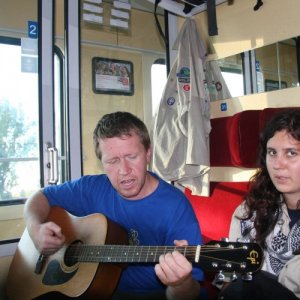 5.9.2010 18:09, autor: MartinKa / Vo vlaku sme dosť hrali a spievali