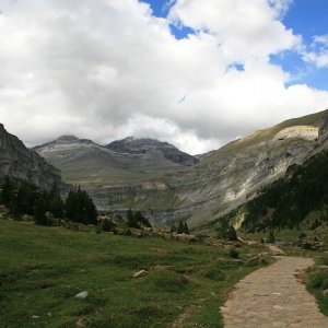 7.8.2011 17:36, autor: Teoretik / Circo de Soaso