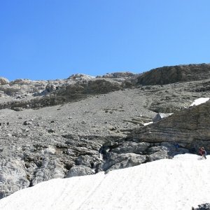 8.8.2011 11:52, autor: Teoretik / Snehové polia boli ešte ďaleko pred sedlom