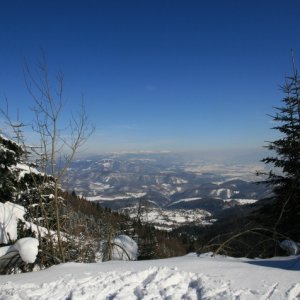 21.2.2012 12:08, autor: Teoretik / Pohľad do zasnežených diaľav