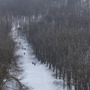 14.2.2015 13:25, autor: Lucia / Turisti, ktorých my už vidíme hore z rozhľadne