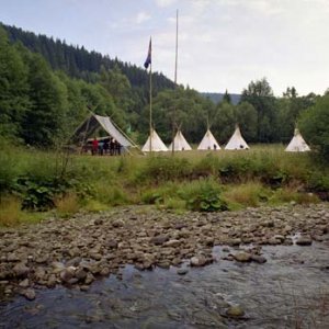 Pohľad na táborisko od studničky