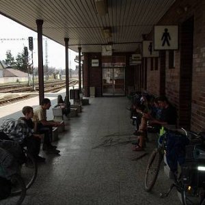14.4.2003  7:48 / Čakanie na stanici
