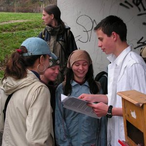 9.4.2005  9:40 / Bolo treba nájsť 6 miest na Kolibe a potom ísť do centra