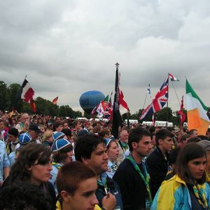 30.7.2005  20:15 / Všade bolo plno ľudí